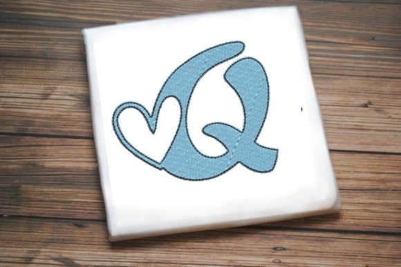 Letter Q with Beautiful Heart